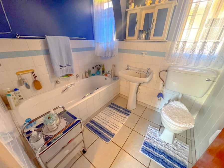 3 Bedroom Property for Sale in Vaalpark Free State